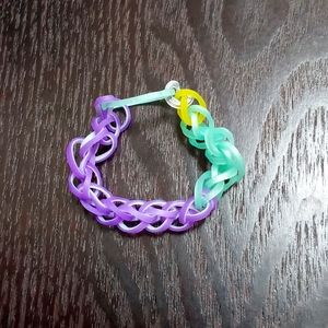 Single bracelet